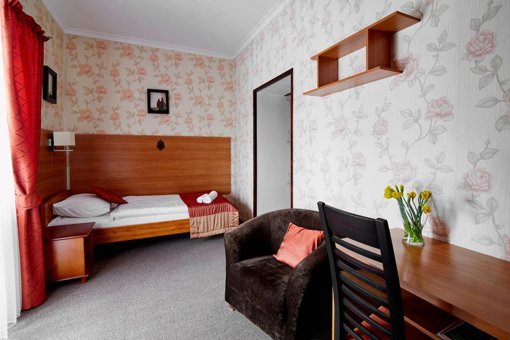 Rota Hotel Biala Podlaska Exterior photo