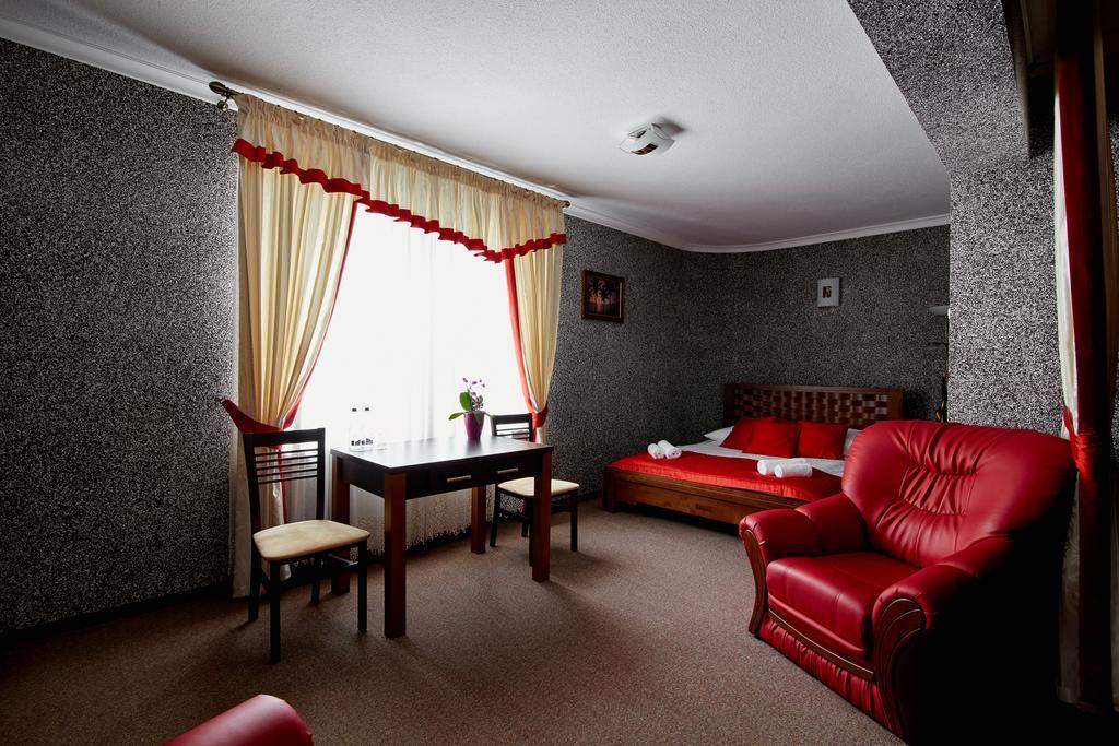 Rota Hotel Biala Podlaska Exterior photo